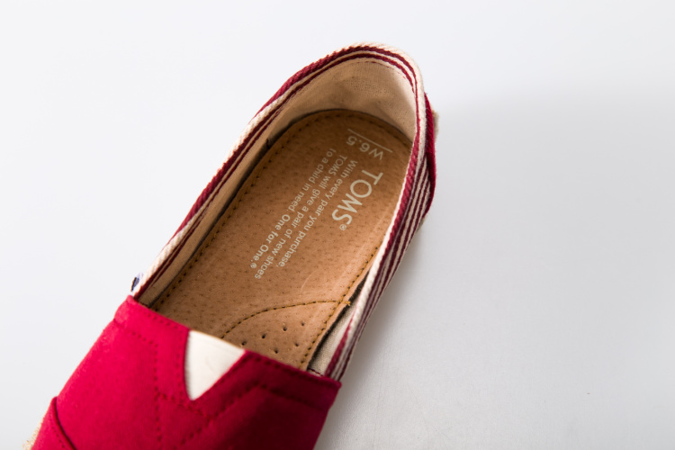 台灣Toms經典紅色小條紋麻底女鞋